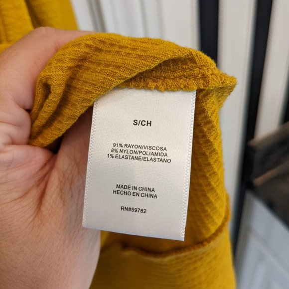 Mustard Yellow Sweater Women's Small Adrianna Papell - Picture 4 of 4